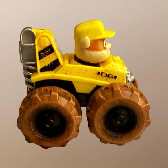 Paw Patrol Rubble’s Muddy Monster Truck Rescue Racers Toy 3.5" B23 - Picture 4 of 7